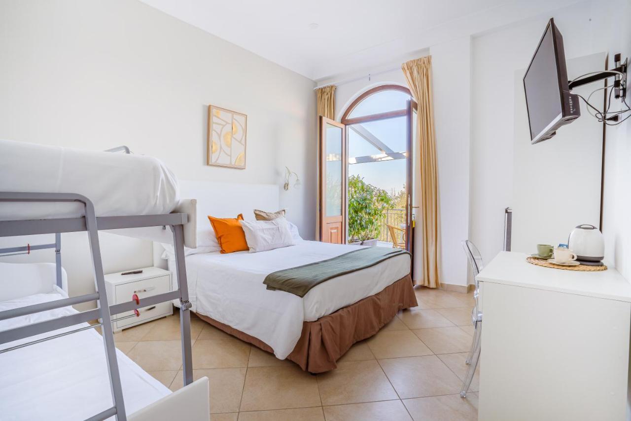 Terrazza Iride Hotell Massa Lubrense Eksteriør bilde